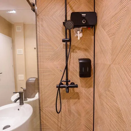 Wabi Sabi - One Bedroom - Romana Square Apartment *