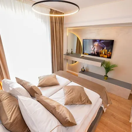 Wabi Sabi - One Bedroom - Romana Square Apartament